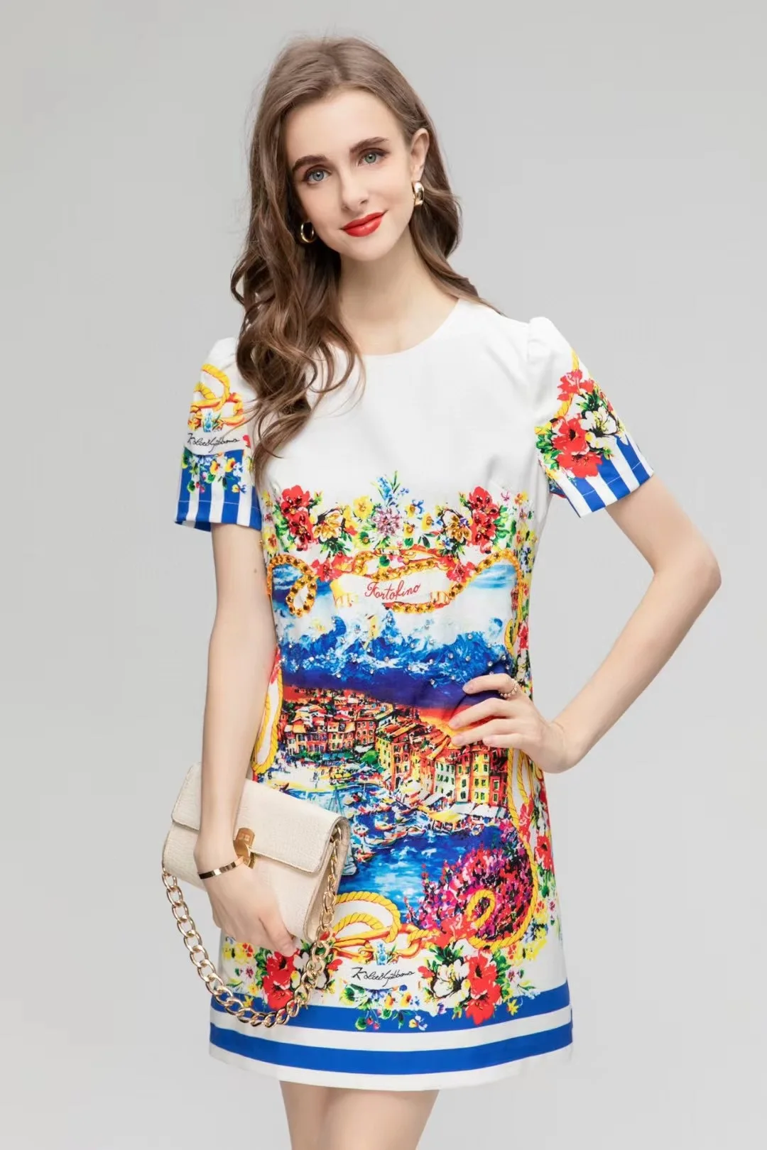 Женское облегающее платье на бретелях с коротким рукавом цветочным принтом со