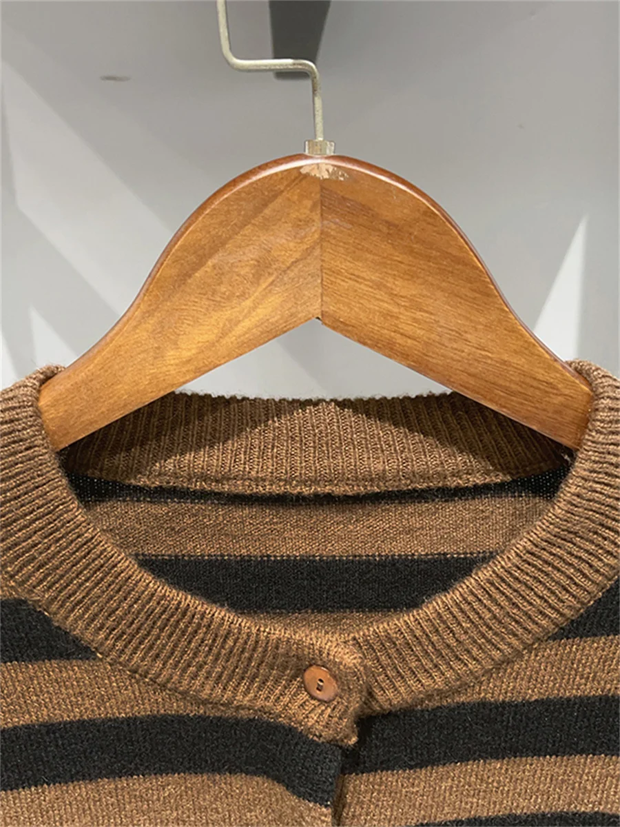 Женский винтажный трикотажный кардиган в полоску модный однобортный свитер с