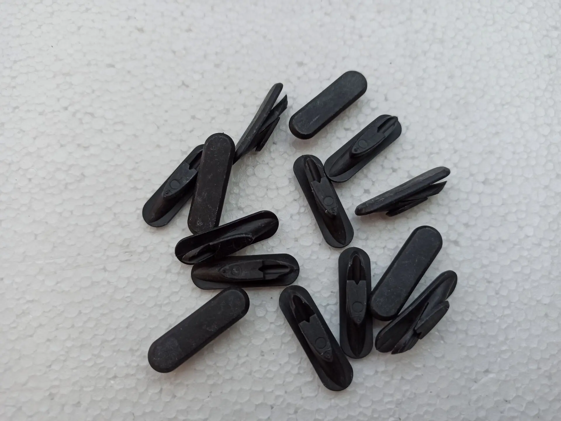 Для гигантской велосипедной рамы кабельный зажим внутренняя кабельная