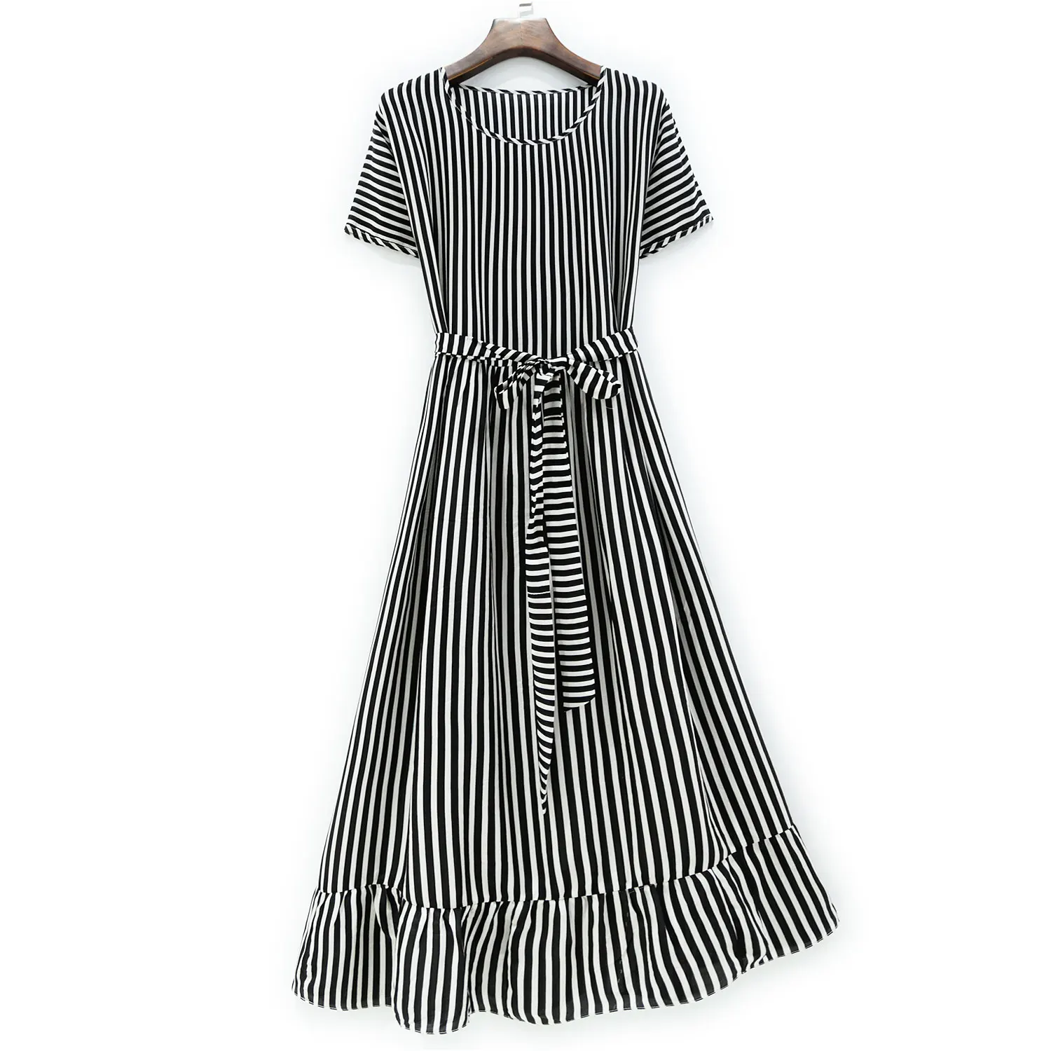 

2023 Women's Fashionable Spring and Summer New Black and White Striped Flower Printed Silk Dress