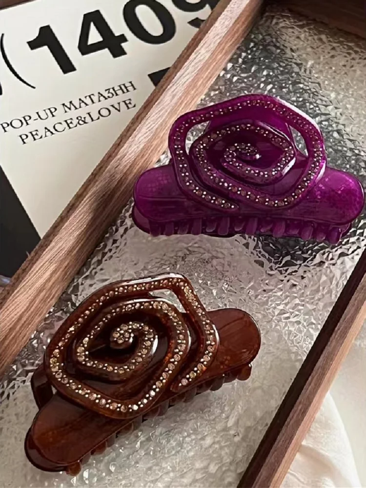 

Rhinestone Rose Letter Big Hair Clip for Women Hair Claws Daily Jewelry Hotsale 2022 NEW Autumn Winter Headdress Shark Clip
