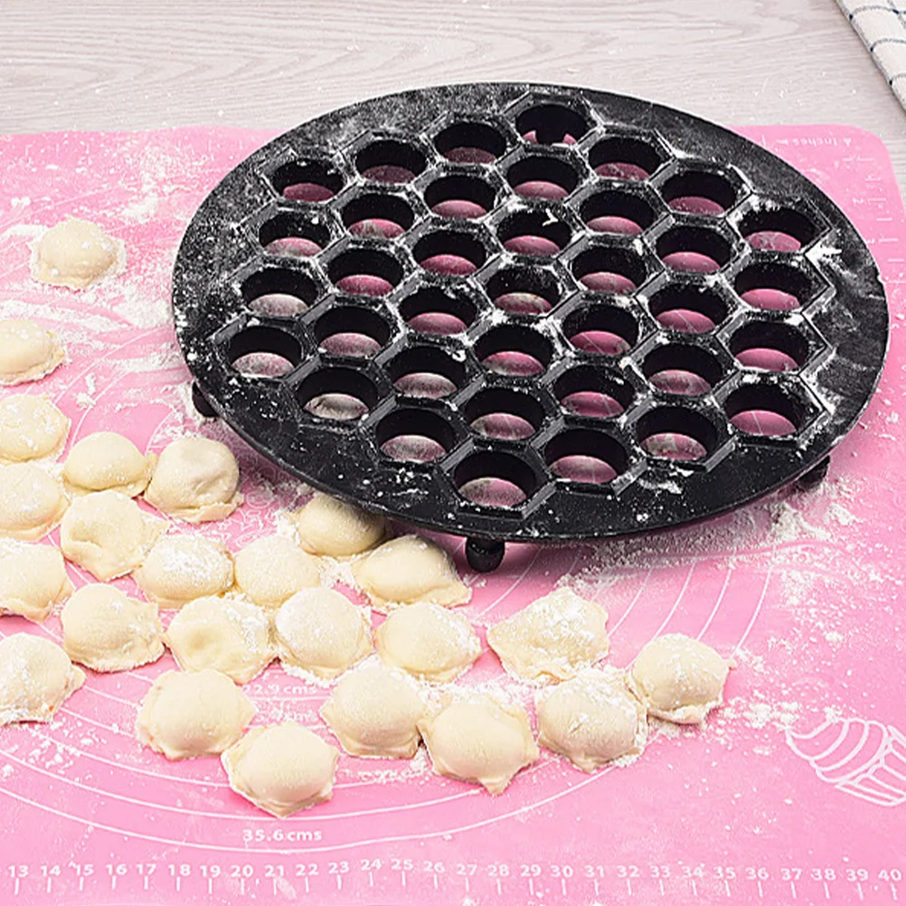 

1PC Pelmeni Form Russian Ravioli Meat Dumpling Maker Pelmeni Metal
