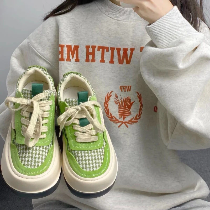 

2023 New Korean new matcha platform shoes Women's small white shoes casual retro bread comfortable sneakers round toe Casual