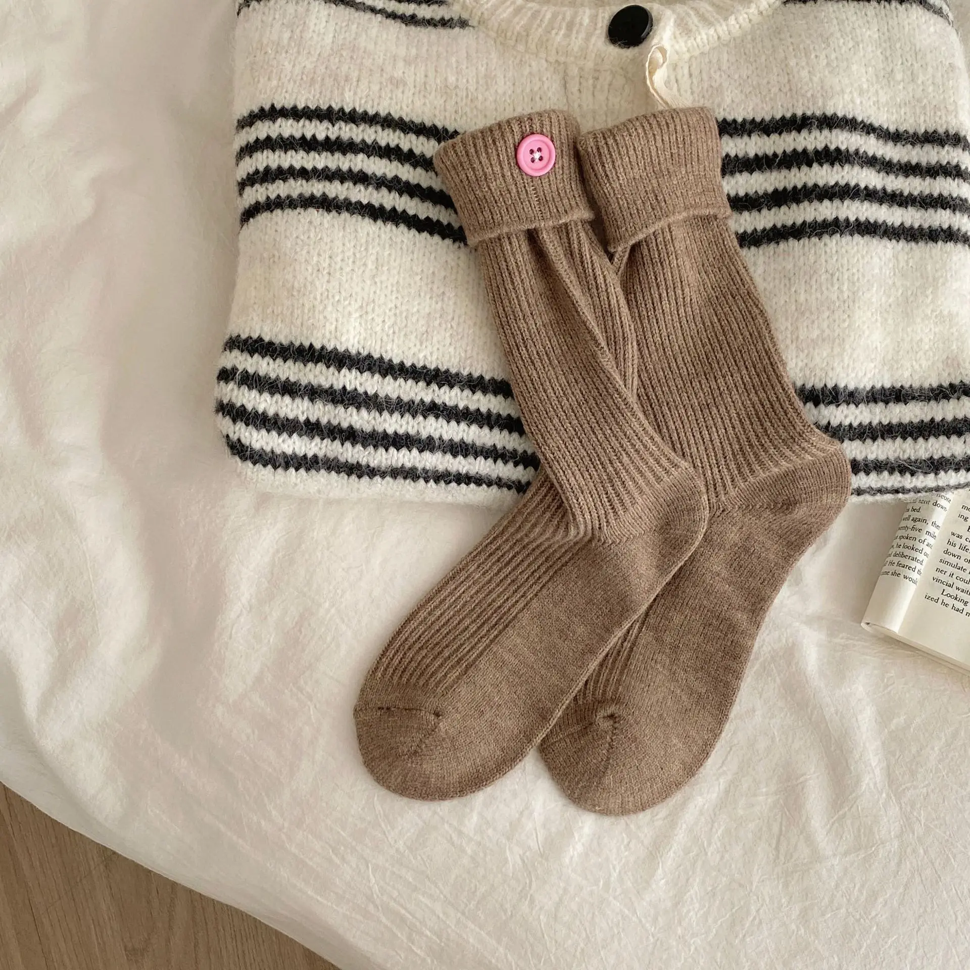 EWODOS чулки для детей женские вязаные носки однотонные милые с декором на