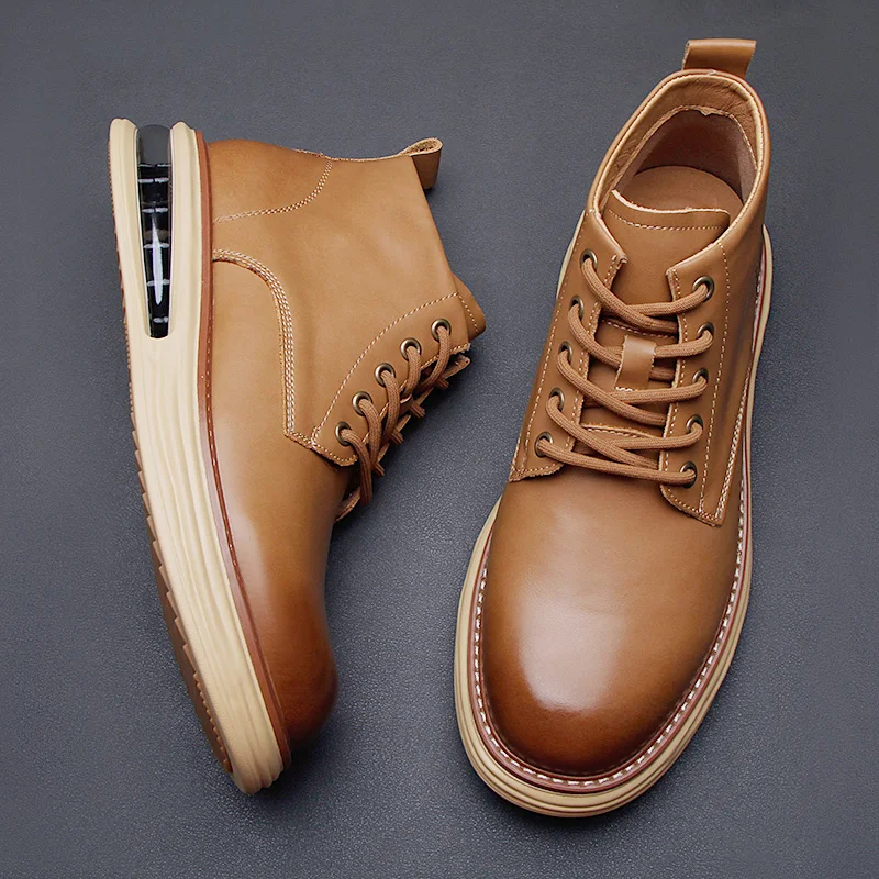 

European station autumn men's boots 2022 new leather breathable Martin boots casual ankle boots thick soles lace-up high top sho