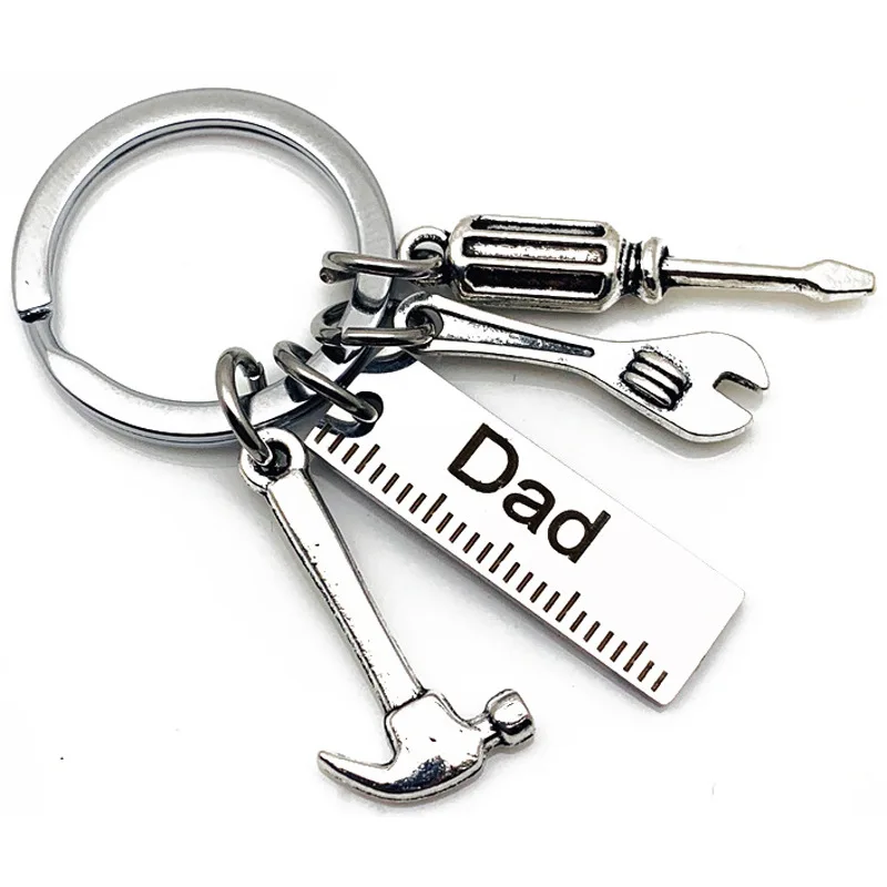 

Fashion Dad Letters Keychains Creative Hammer Screwdriver Wrench Keyring Handbag Decor Tassel Hanging Pendant Father's Day Gifts