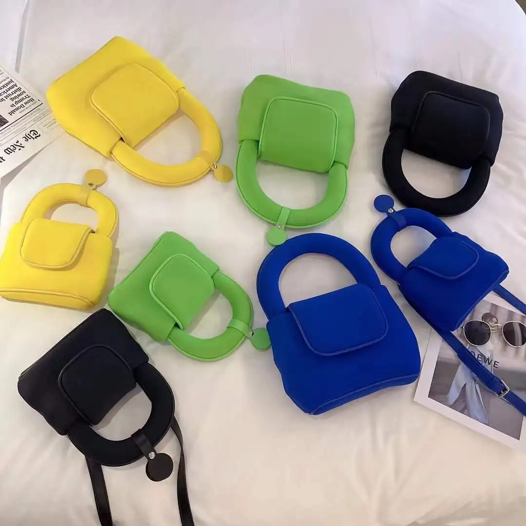 

2022 New Niche Designer Fashion Candy Color Simple Handbag One Shoulder Oblique Crossbody Bag Tide Y2K Girl