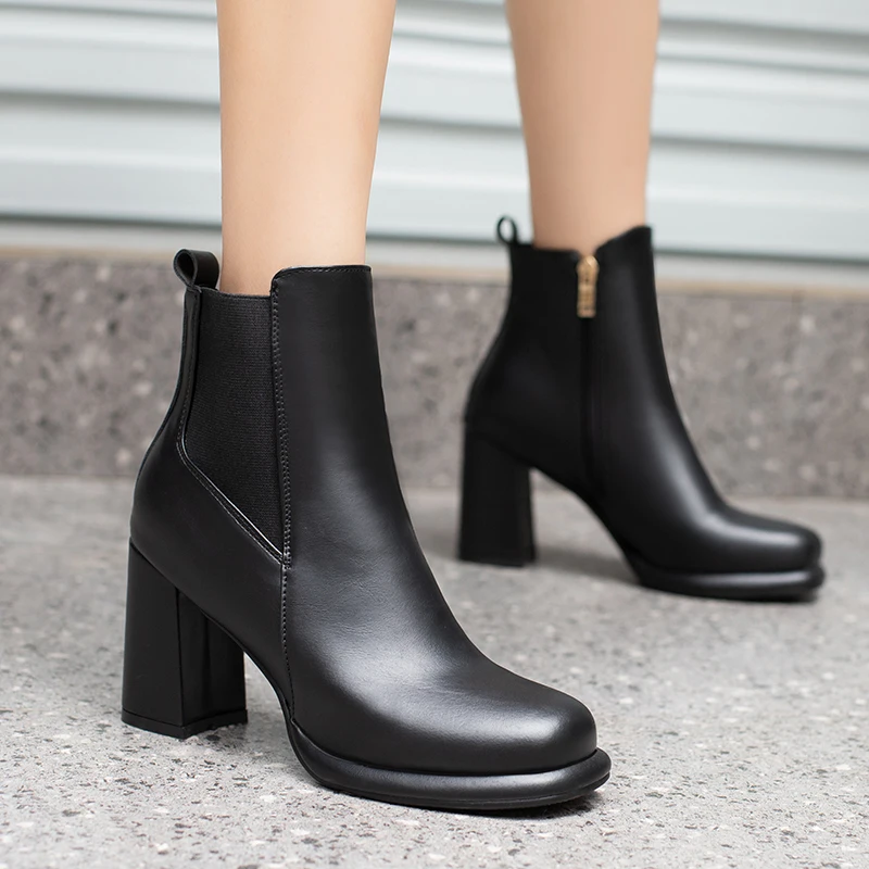 Womens Ankle Boots Autumn Winter Fashion Round Toe Platform Chunky High Heels Chelsea Booties Womens Designer Boots New 2022