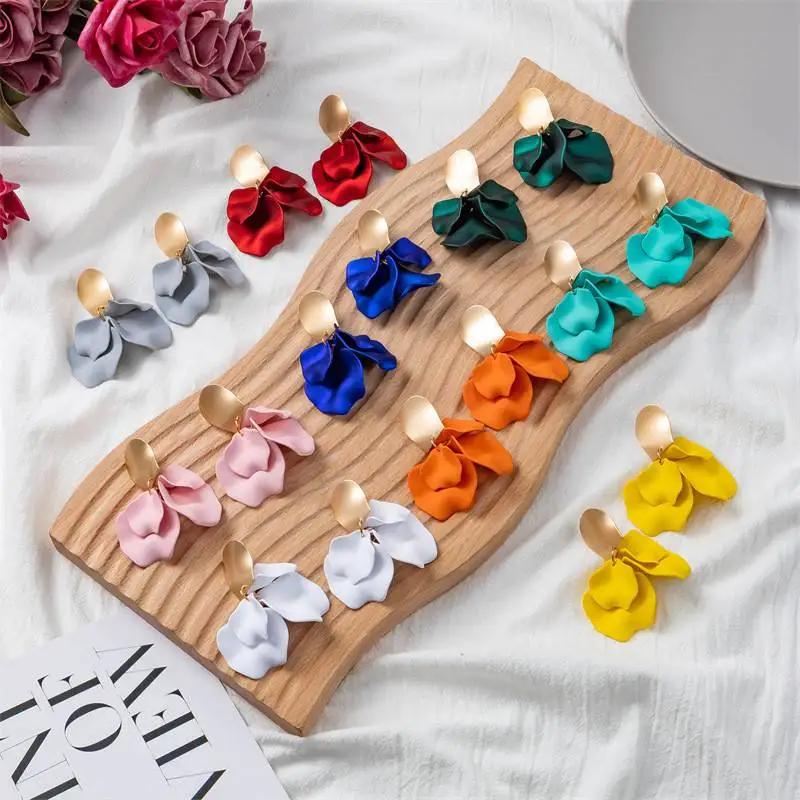 

Big Flower Stud Earrings Simple Style New Sight Gift Geometric Accessories