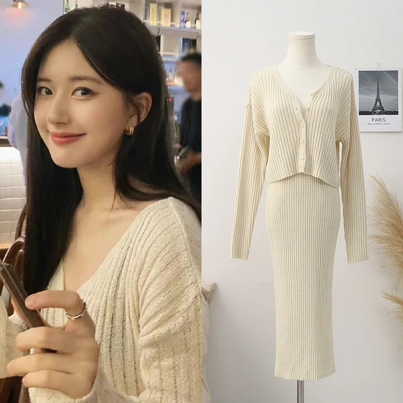 

[Stock] Zhao Lusi with the same high-grade sense of loose fashion cardigan thin knit shirt + skirt suit women