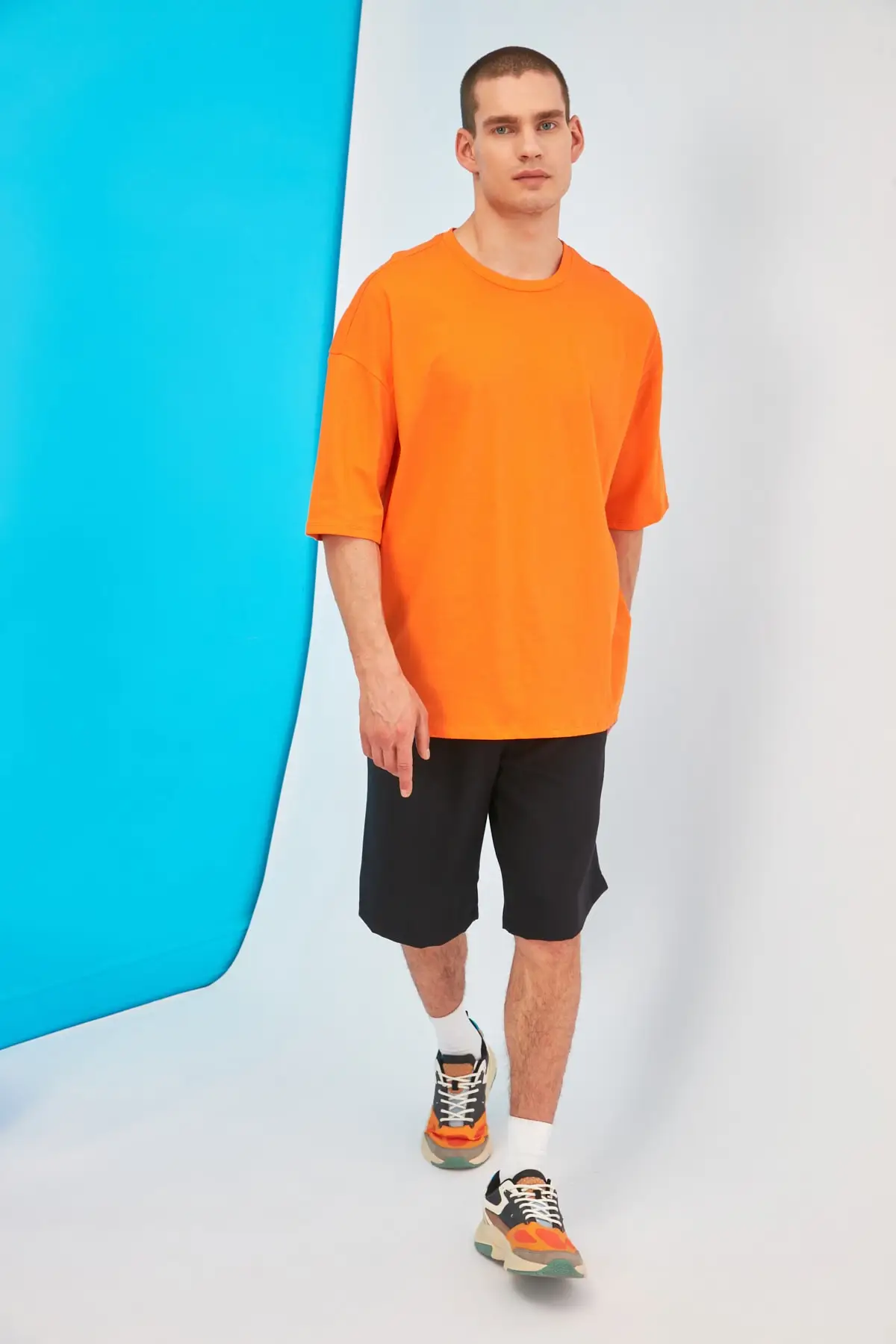 

Men's Oversize Back Printed Bike Collar TShirt