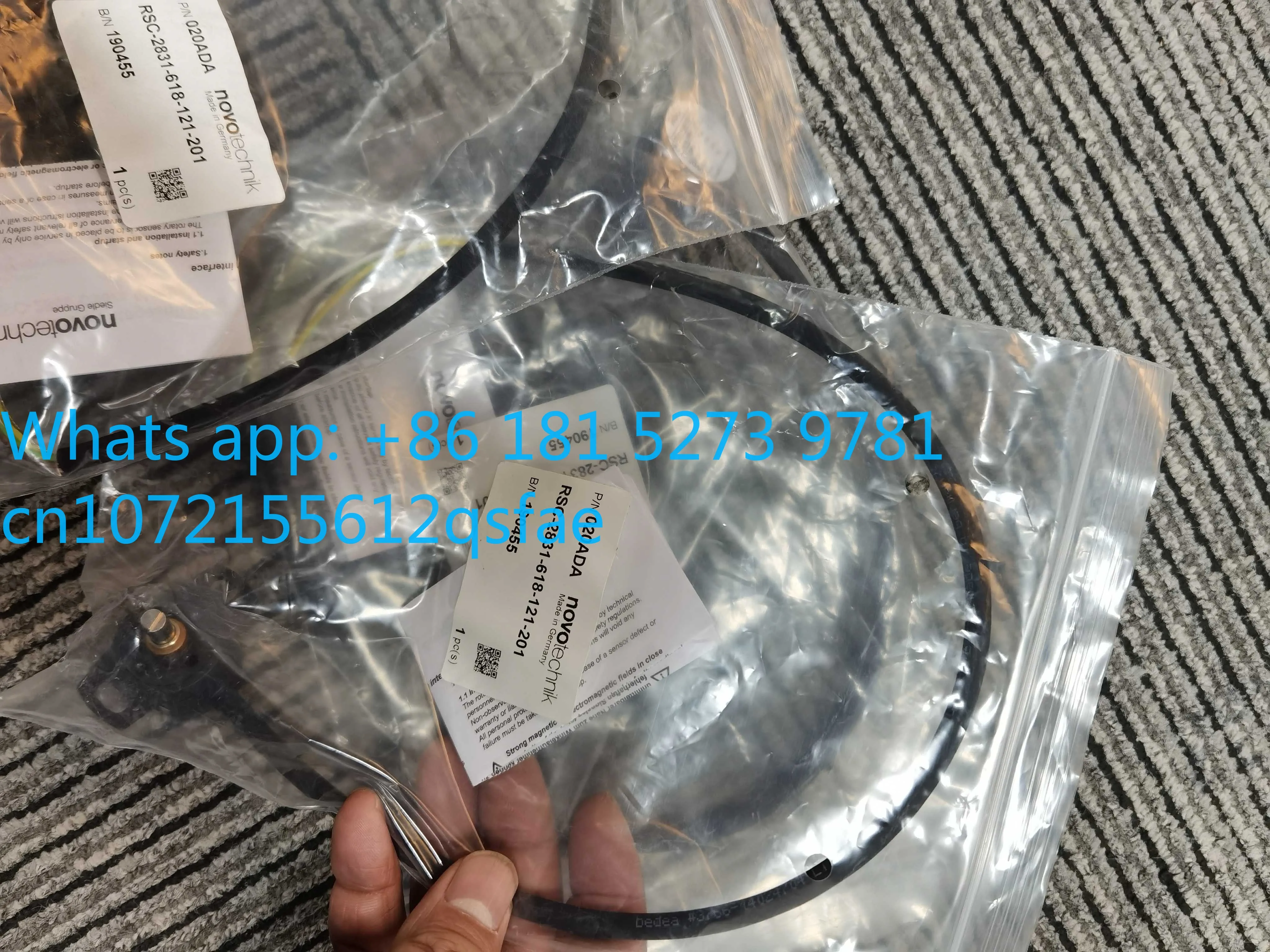 NOVOtechnik RSC 2831 RSC2831-612-111-201 датчик перемещения