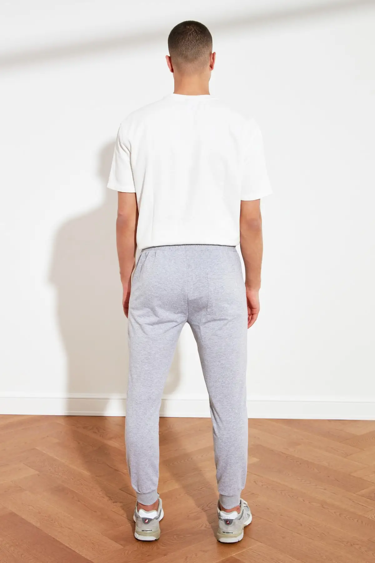 

Trendyol Male Sweatpants TMNSS21EA0095