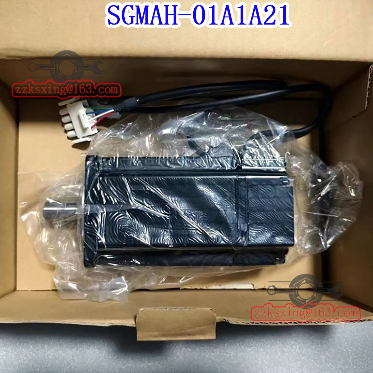 Совершенно новый оригинальный серводвигатель SGMAH-01A1A21 быстрая доставка