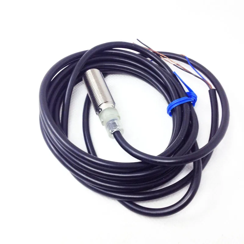 

Баннер с функцией автосъемки и датчиком omron, с эффектом сканирования