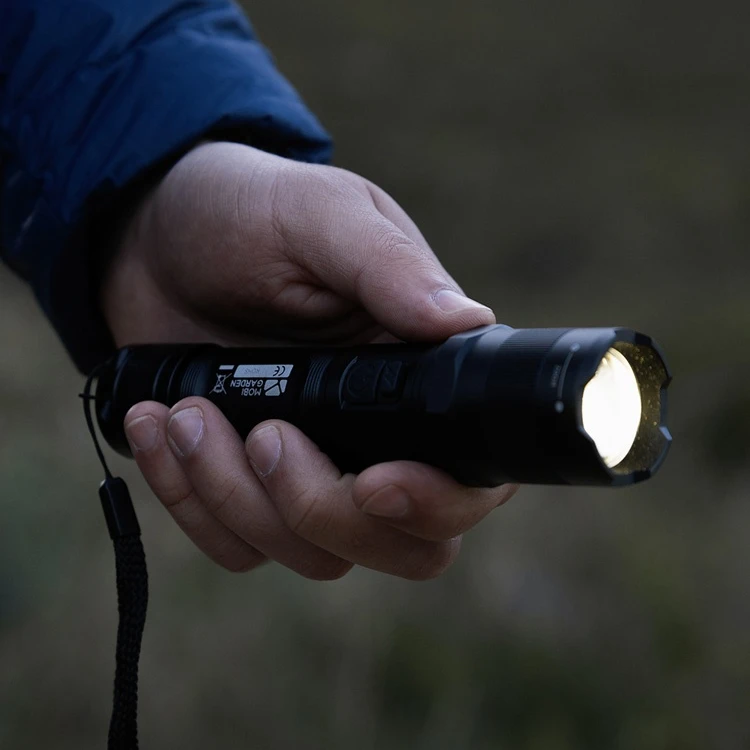 

Super light flashlight rechargeable Searchlight outdoor super bright long shot household ultra-long life battery