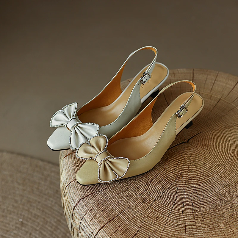 

2022 new summer Ladies sandals natural leather 22-24.5cm cowhide upper pearl bow-knot decoration back strap women sandals