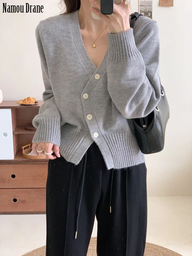

Namou Drane Korean Simple V-neck Irregular Wool Cardigan Sweater Jacket Autumn 2022 New Women's Wear y2k clothes