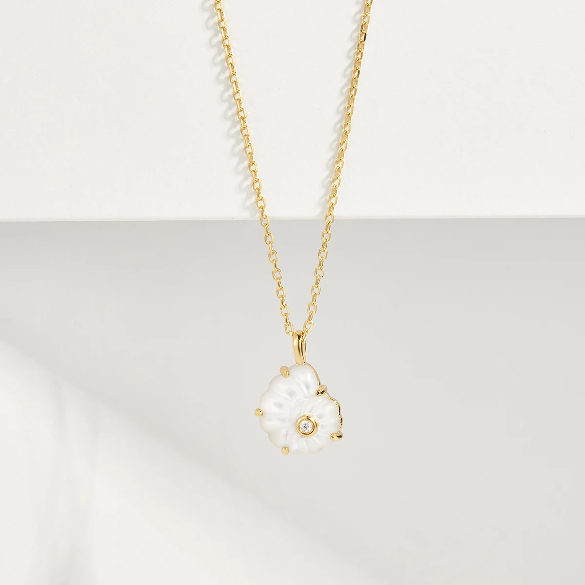 

14K Yellow Gold Necklace Joyas Sea Shell Style MOP CZ Gem Jewellry Statement 925 Pure Silver Pendant Necklace for Women