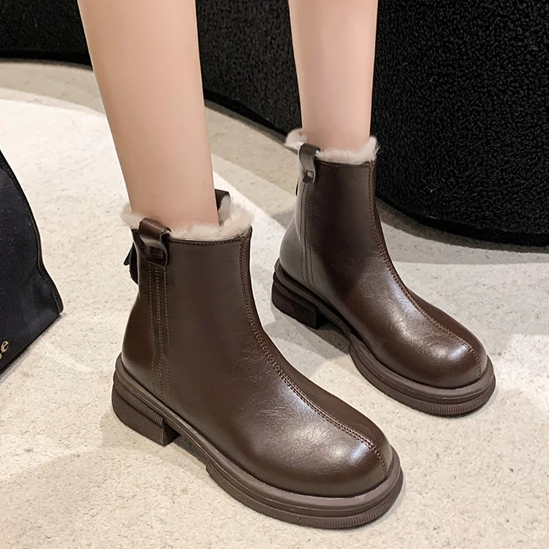 

Women Fur Mid Heels Snow Boots Warm Casual Cozy Cotton Shoes Women Short Plush Winter Botas 2024 New Fashion Chelsea Boots Mujer