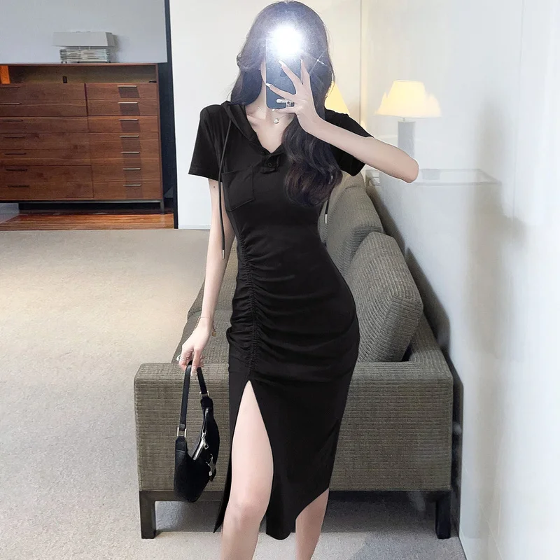 

Женское летнее платье COIGARSAM, новинка 2022, плиссированные темно-серые и черные платья с коротким рукавом и капюшоном, Прямая поставка