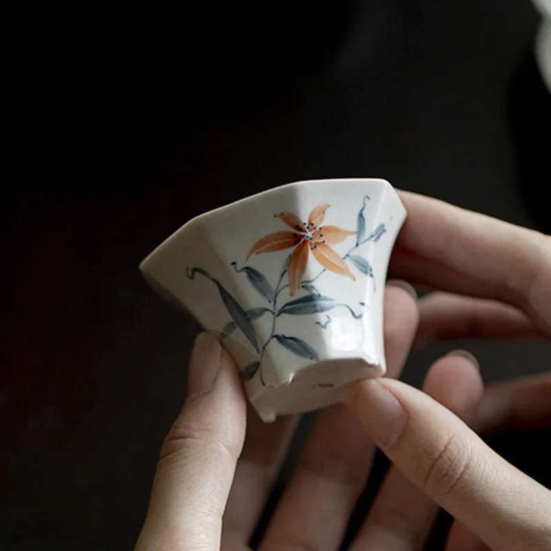 Десять зеленого чая трава дерево серый цвет под глазурью цветок розы-god восемь