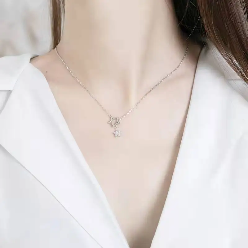 

Cross border Korean version simple full diamond five pointed star Pendant Necklace sweater clavicle chain five pointed star acce