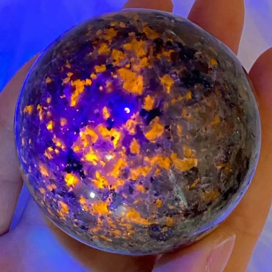 

Шар из натурального камня с пламенем, ручная полировка, Хрустальный энергетический шар, украшение для дома и офиса, подарки ручной работы, п...