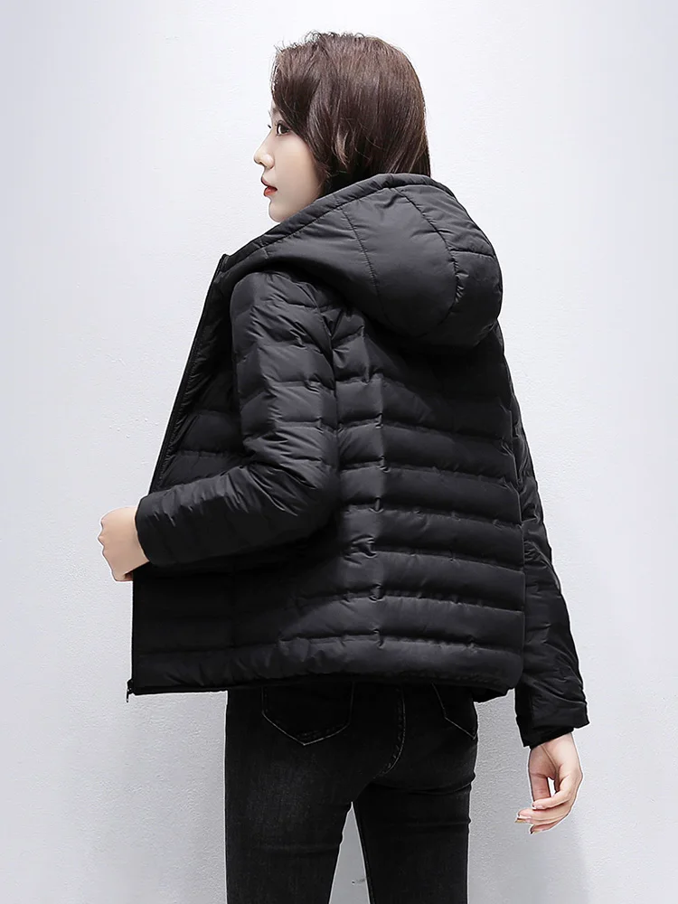 Легкий короткий пуховик Duck женская новинка 2024 модная популярная зимняя тонкая