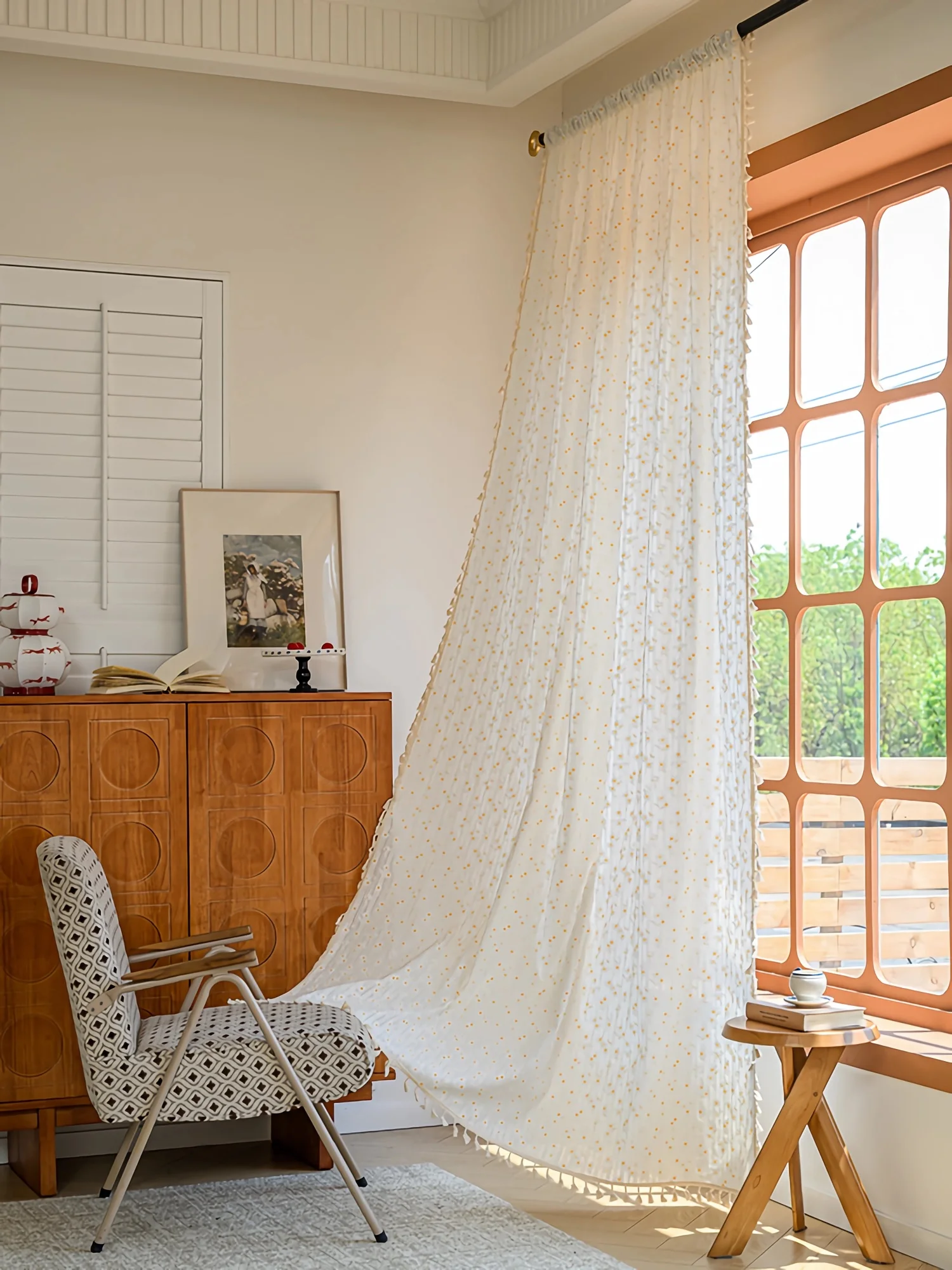 Полузатемняющие шторы в цветочек для гостиной хлопковые богемные оконные
