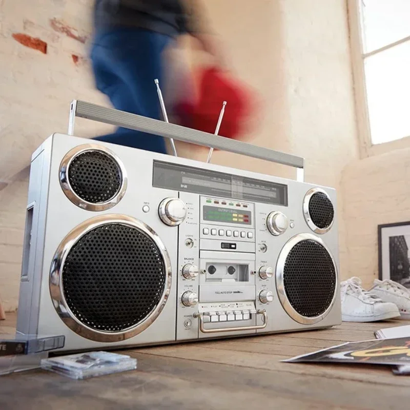 - Портативная бумбокс в стиле — CD-плеер кассетный плеер FM-радио USB беспроводной