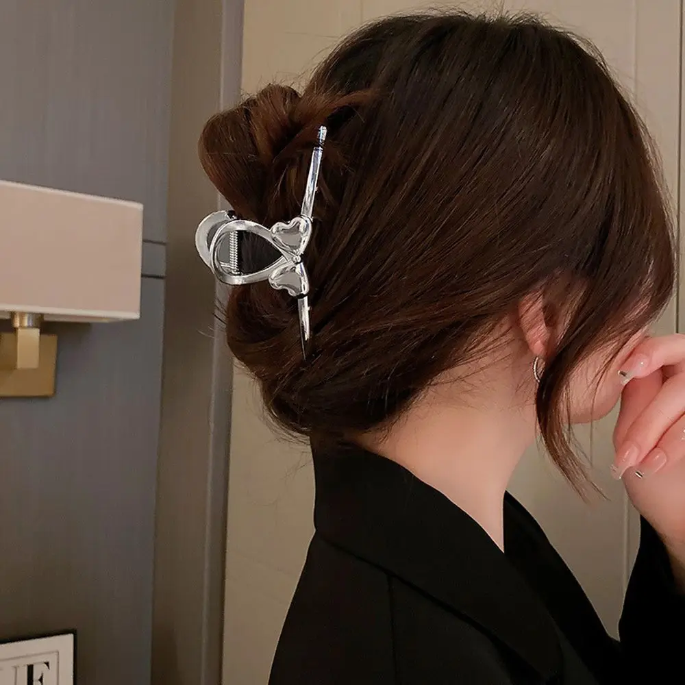 

Elegant Geometric Alloy Hair Claws Bow Shark Clip Temperament Wave Women Large Size Ponytail Holder Hair Grip