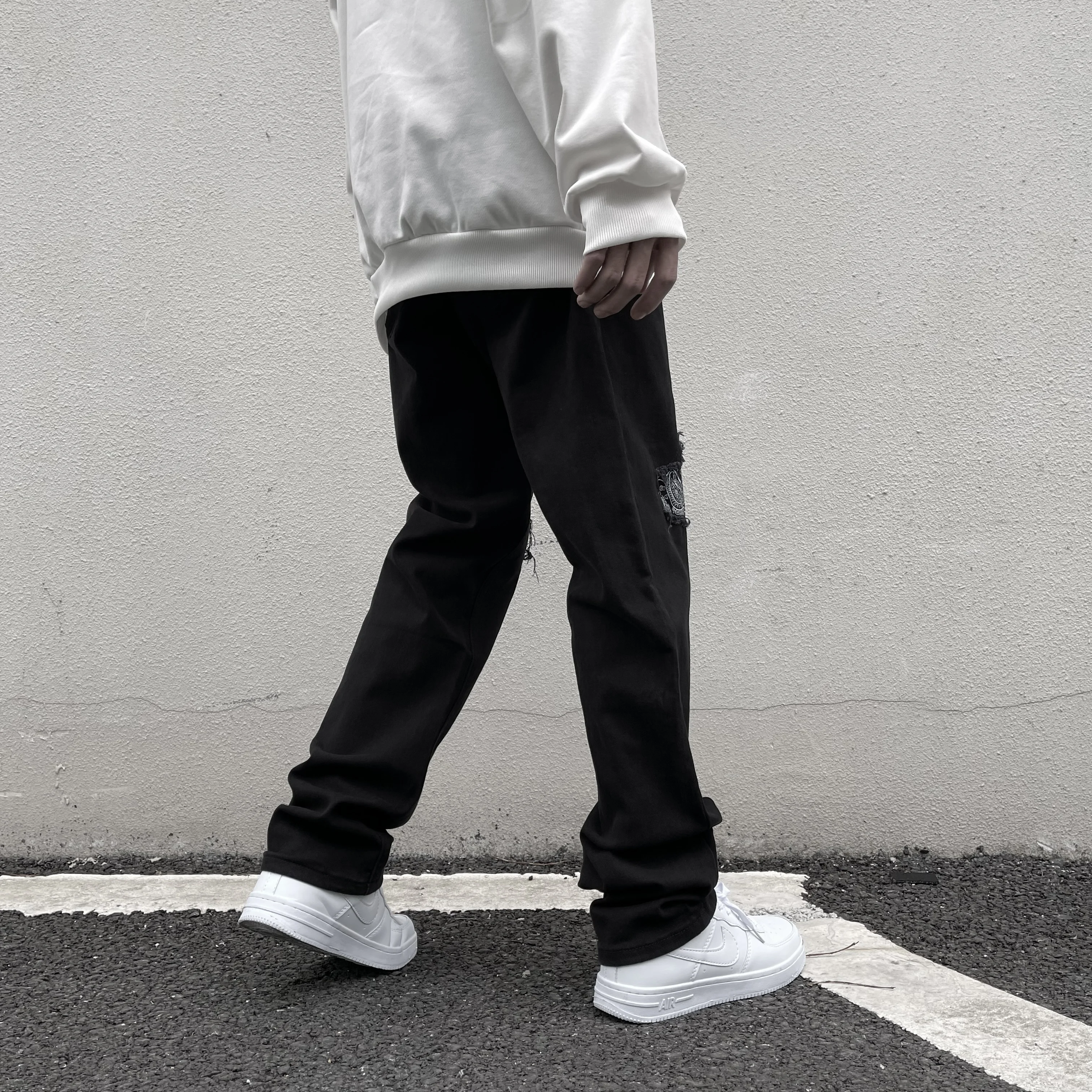 Men Ripped Straight Baggy Embroidery Jeans Destroyed Hole Denim High Quality Hip Hop Black Pants