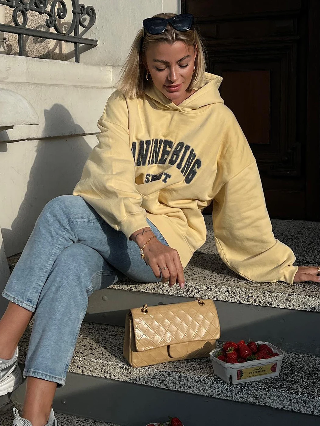 

Женская Классическая Толстовка с капюшоном, Флисовая теплая осенне-зимняя толстовка с вышитыми надписями, Повседневная Уличная спортивная одежда с карманами, 2023