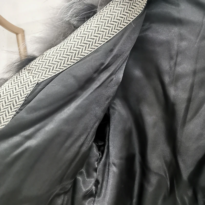 100% True Fox Fur Women's Fashion Natural Silver Fox Fur Coat Contrast Winter Short Jacket Striped Fur Fluffy Casual Coat enlarge