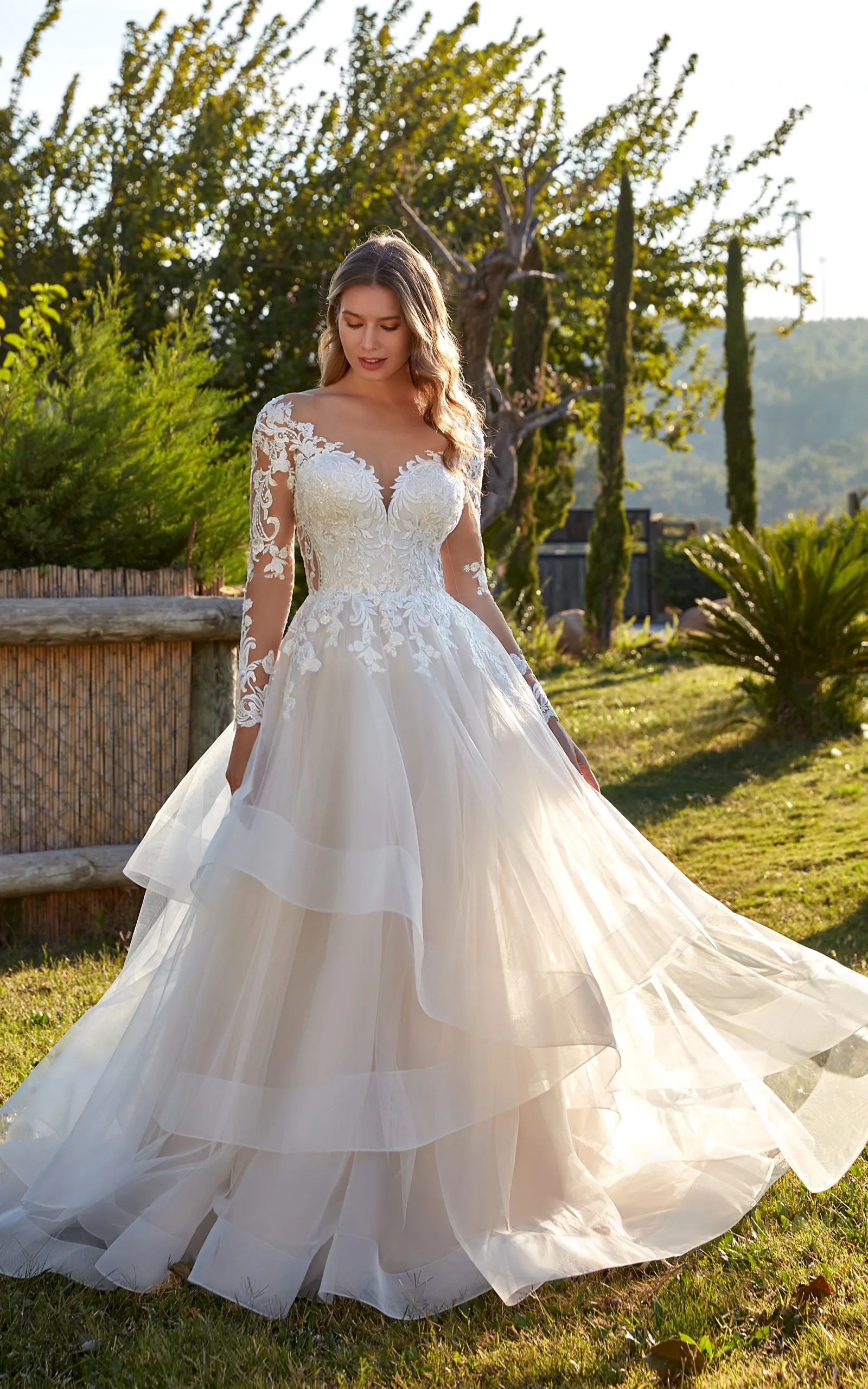 Рисунок 4 - Многослойное бальное платье MACDOUGAL