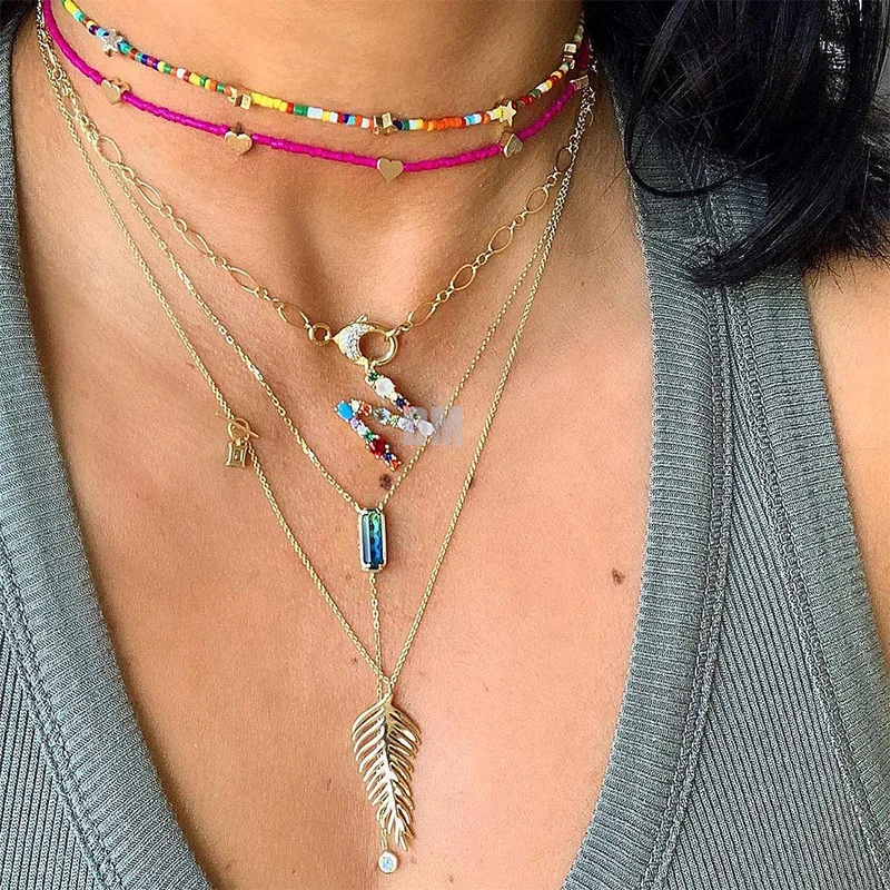 

Ожерелье женское из нержавеющей стали, ювелирное изделие с розовыми бусинами в форме сердца персикового цвета, винтажная цепочка до ключицы