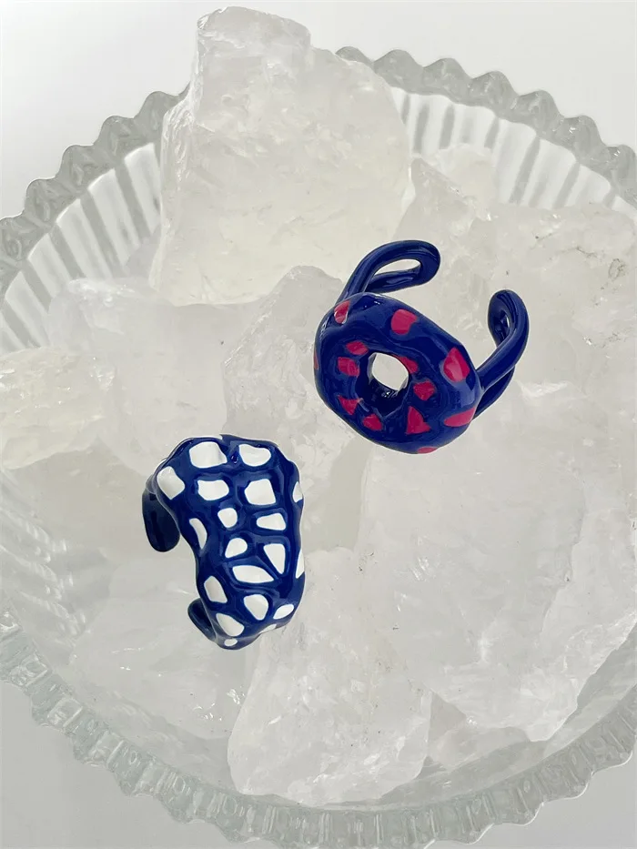 Геометрическое кольцо с неровными краями