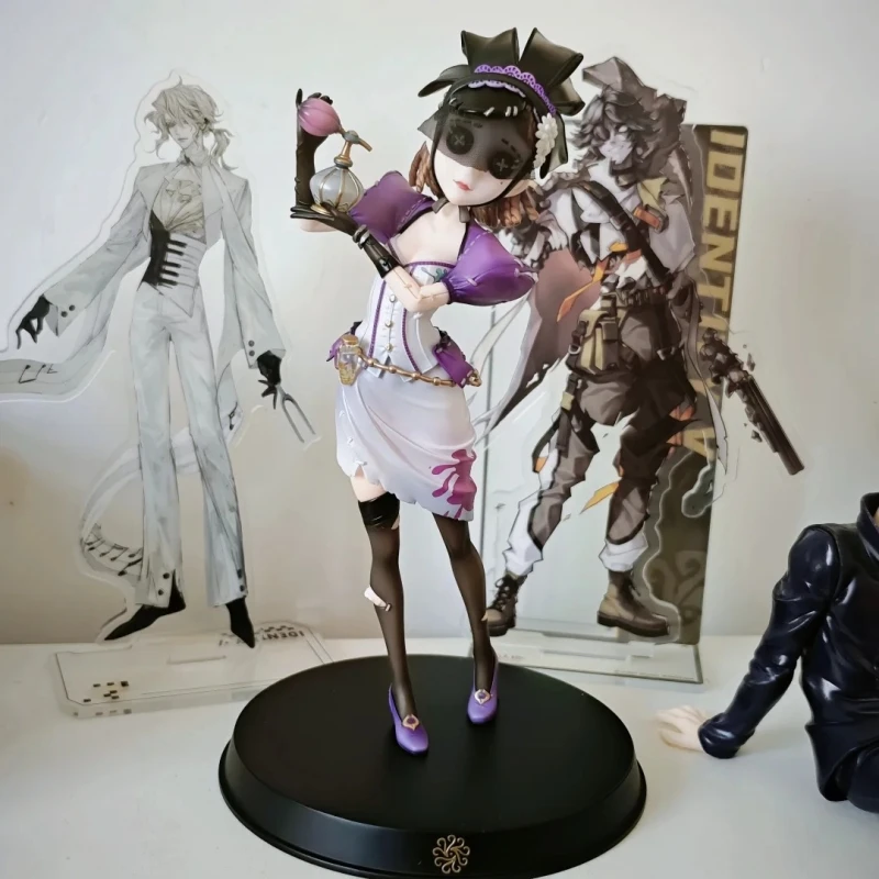 Фото Официальная фигурка Identity V Impromptu Deduction Vera Nair Perfumer из ПВХ, изысканная модель игрового персонажа ручной росписи, для домашнего декора/настольная. №3