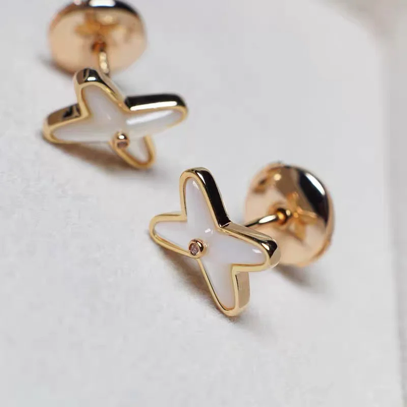 

Korean Cross White Fritillaria Ear Studs Design Sense INS Earrings Fashion Exquisite Ornaments Personalized Versatile Small