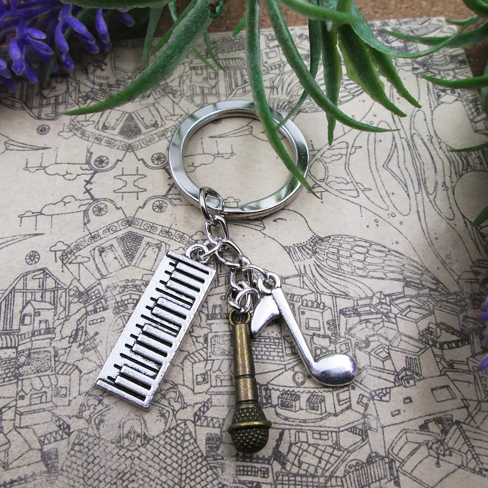 Брелок в античном стиле для влюбленных музыки подарок на день рождения - купить