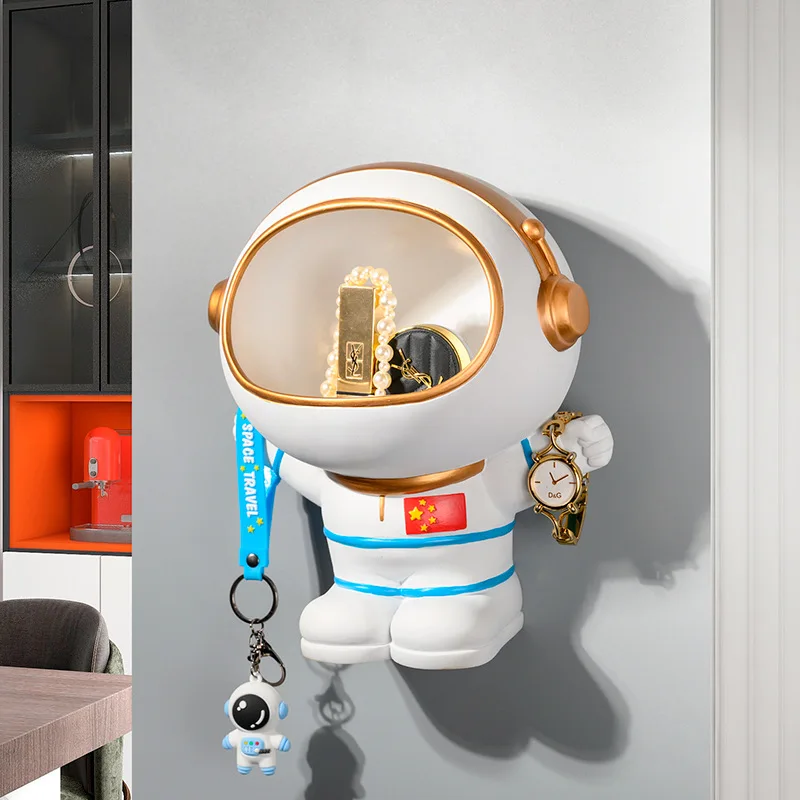Creative European Astronaut Ornament No-Punch Wall Hanging Storage Living Room Decorative Figurines Office Storage Basket