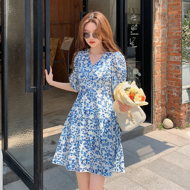 

2022 Summer New Waist V-neck Retro French Temperament Floral Sweet Short Dress For Women Chiffon Slim Women Dress