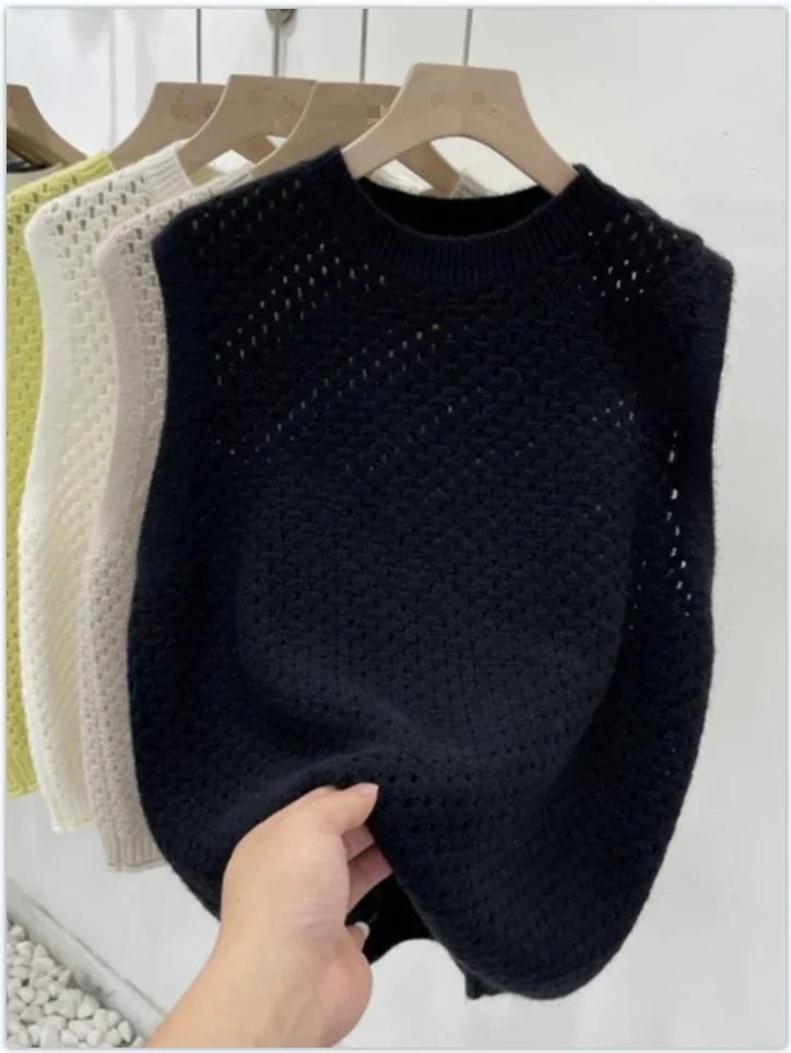 Свитер женский однотонный универсальный вязаный жилет с вырезами простой тонкий