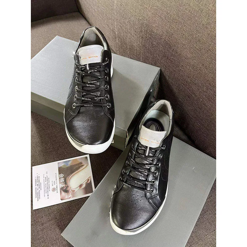 Men's Golf Shoes Golf PU Soles Non-slip Wear-resistant Shock-resistant Leather Material Without Ball Nails Men's Golf Shoes
