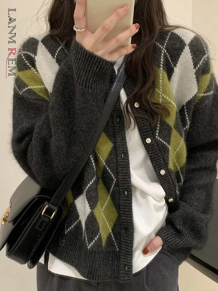 

LANMREM Korean Style Grid Knitting Sweater Women Round Neck Single Breasted Coat Fashion 2023 Autumn New Clothing 2AA1675