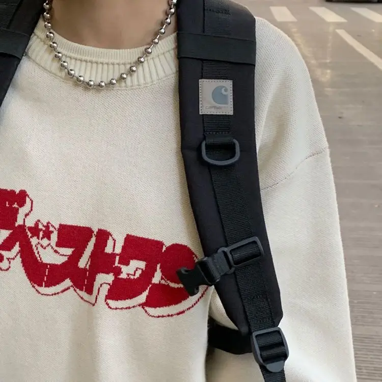 Рисунок 6 - Женский трикотажный свитер в стиле Харадзюку