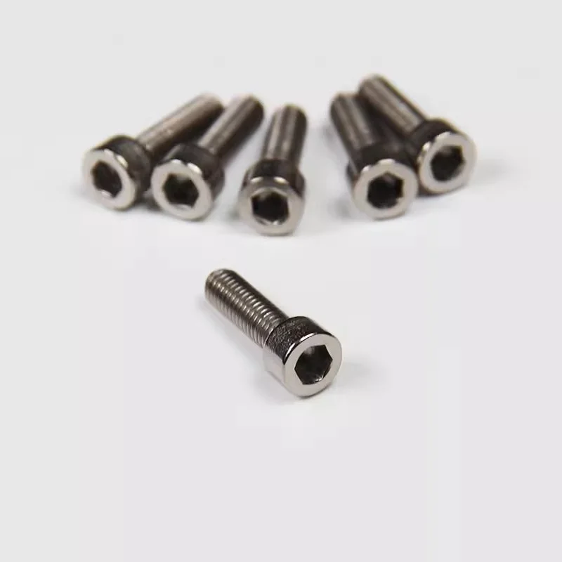 M12 M14 M16 Винты с шестигранной головкой из чистого титана TA2 Болты титанового сплава
