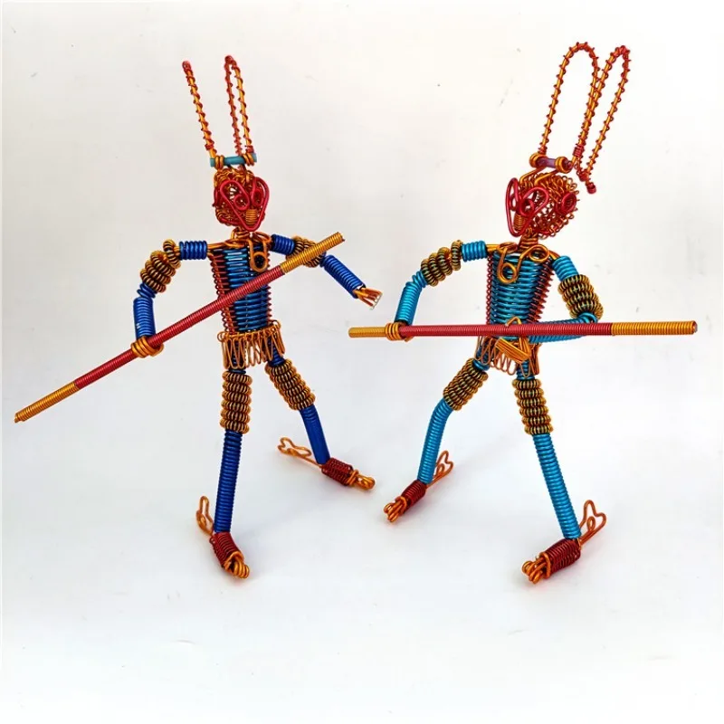 Мультяшная обезьяна в форме китайского ремесла ручной работы из металлической