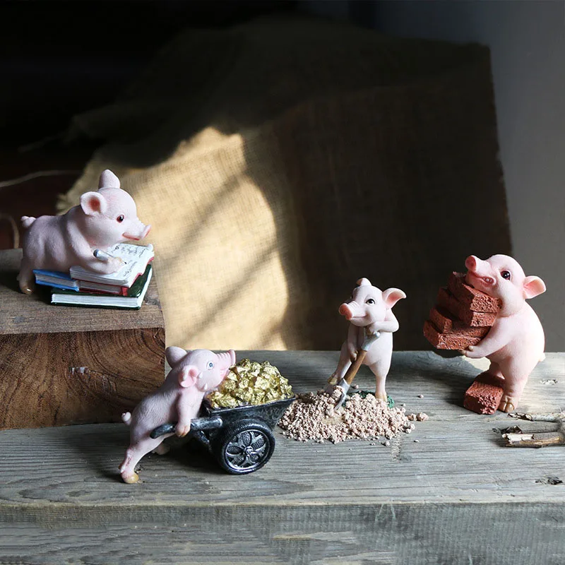 

Funny Diligence and Motivation Piggy Figurines Ornaments Desktop Car Doll Kids Birthday Gift Inspiring Car Decoration Model New